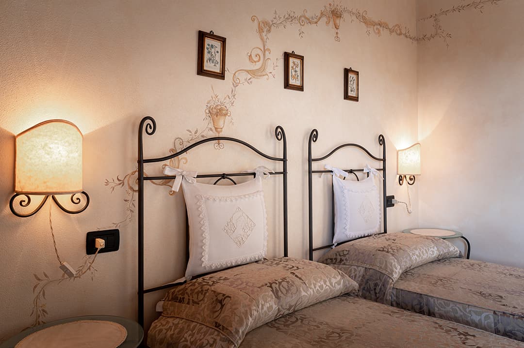 deluxe accomodation il felciaione deluxe accomodation il felciaione