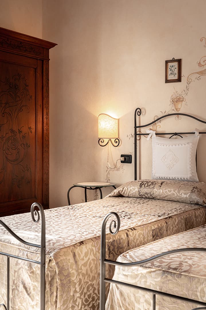 rustic accomodation tuscany il felciaione