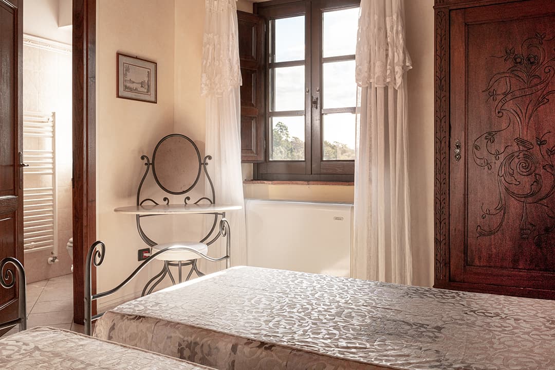 visit italy in a deluxe room tuscany